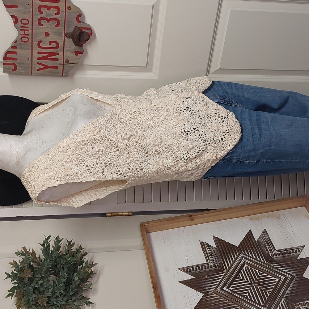 Vintage Dreams The Ultimate 90s Boho Crochet Vest, Large